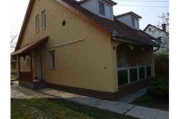 Частен дом Gyula 2